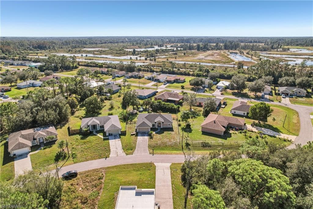 1910 Lorna AVE, LEHIGH ACRES FL 33972-43