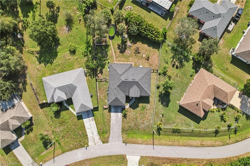 1910 Lorna AVE, LEHIGH ACRES FL 33972-38