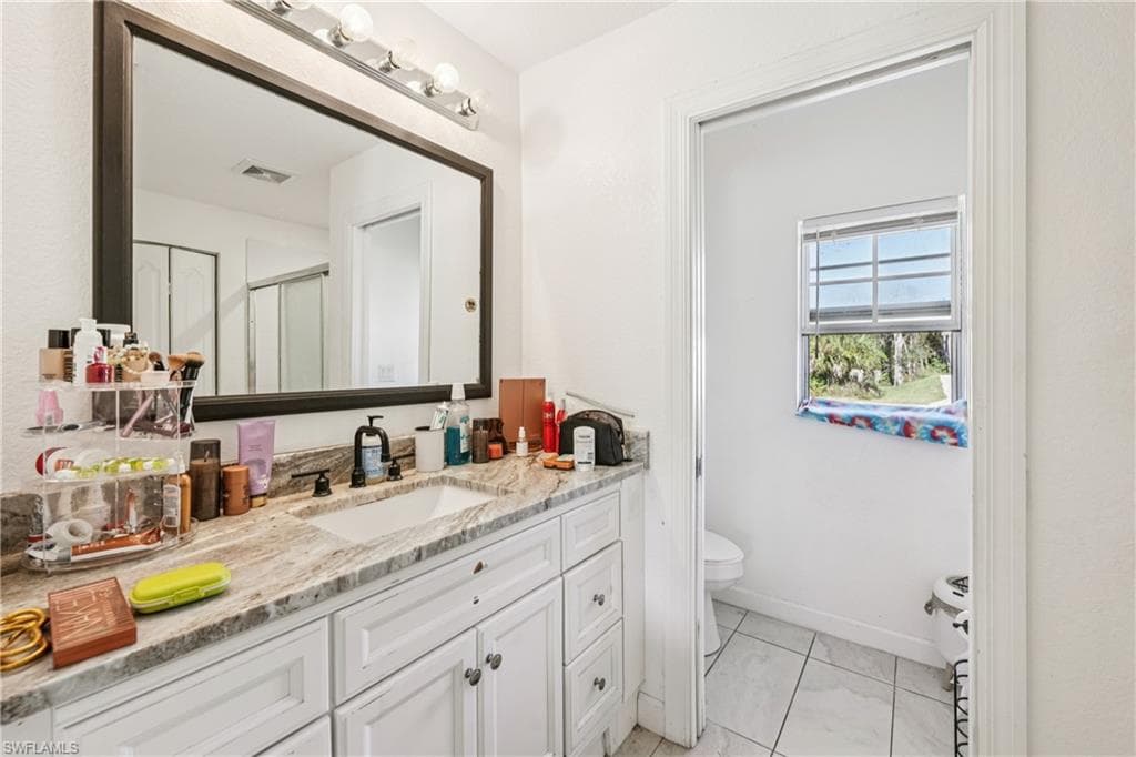 1910 Lorna AVE, LEHIGH ACRES FL 33972-20