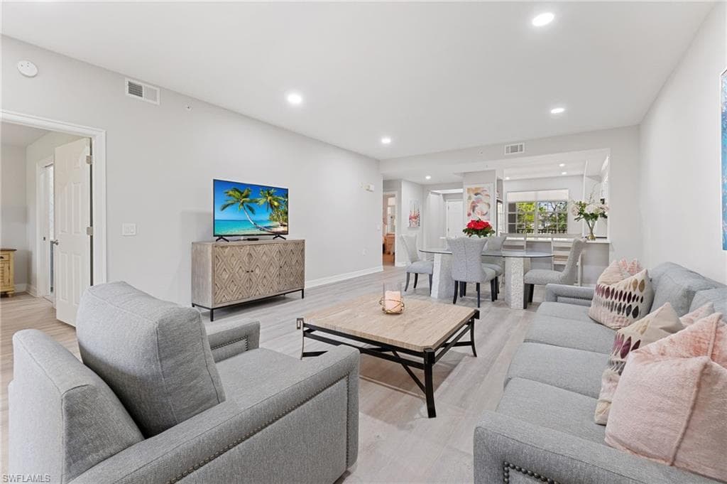 20930 Island Sound CIR # 203, ESTERO FL 33928-8