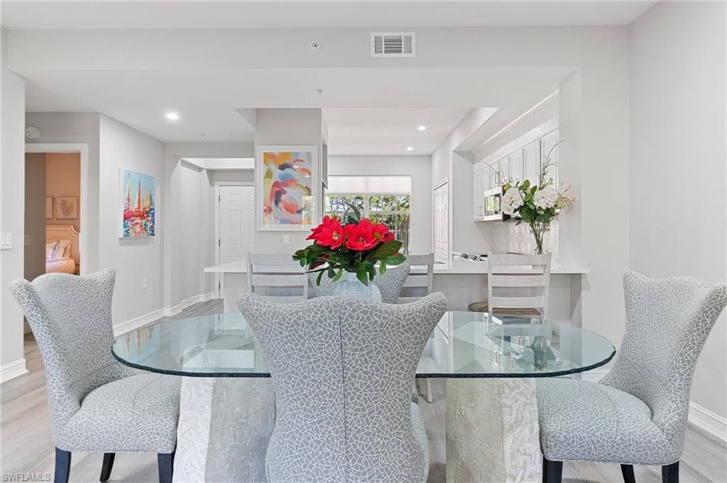 20930 Island Sound CIR # 203, ESTERO FL 33928-7