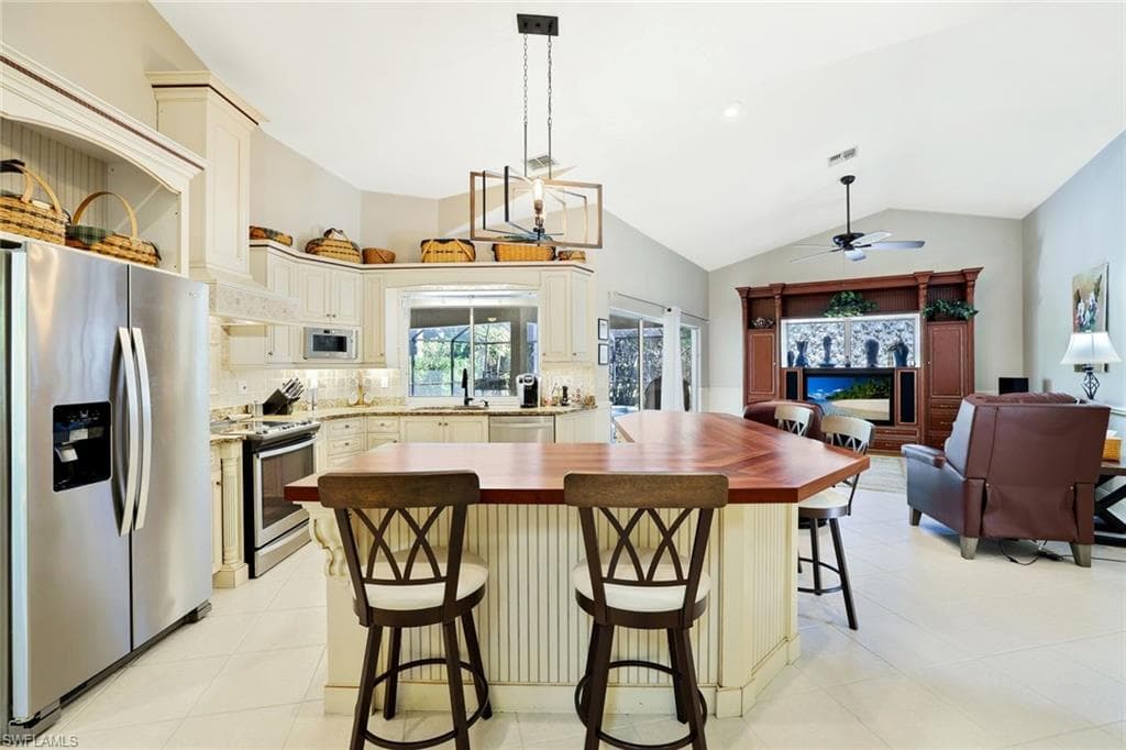 146 Muirfield CIR, NAPLES FL 34113-11