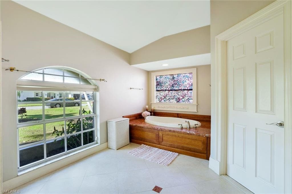 146 Muirfield CIR, NAPLES FL 34113-17