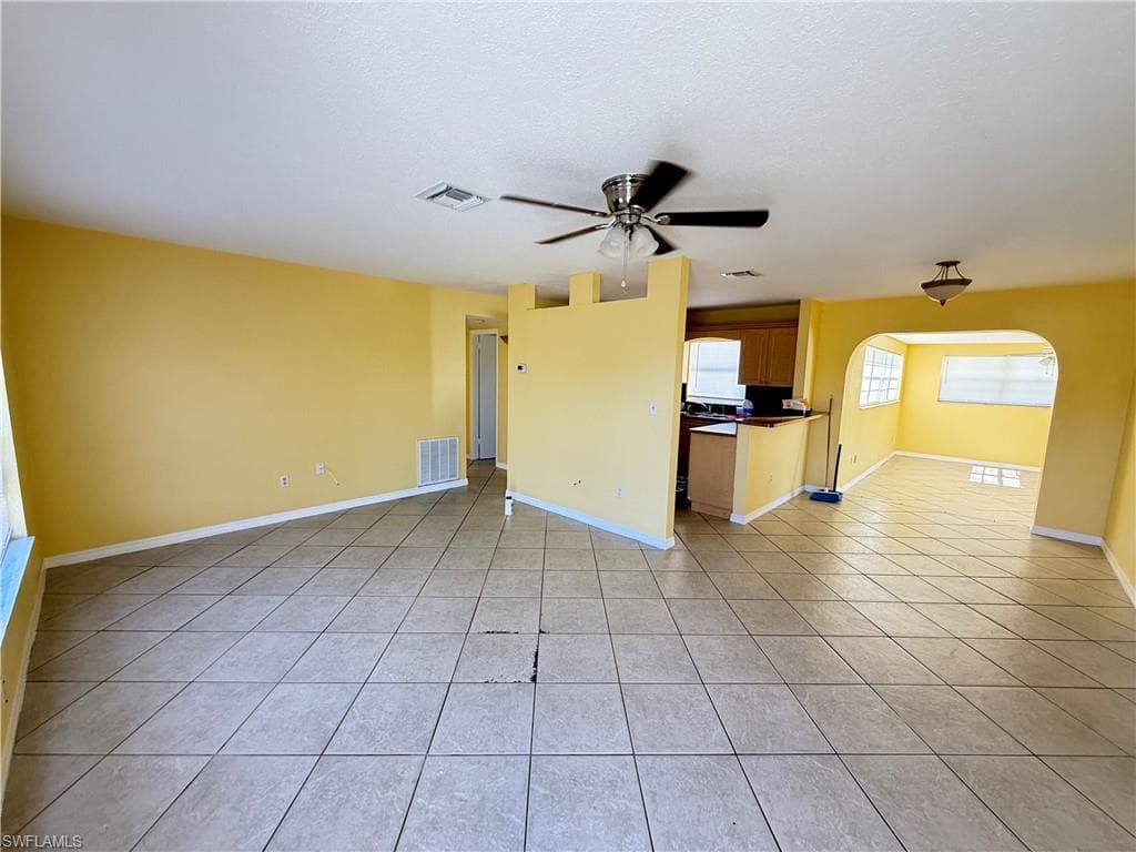 107 California RD, LEHIGH ACRES FL 33936-2