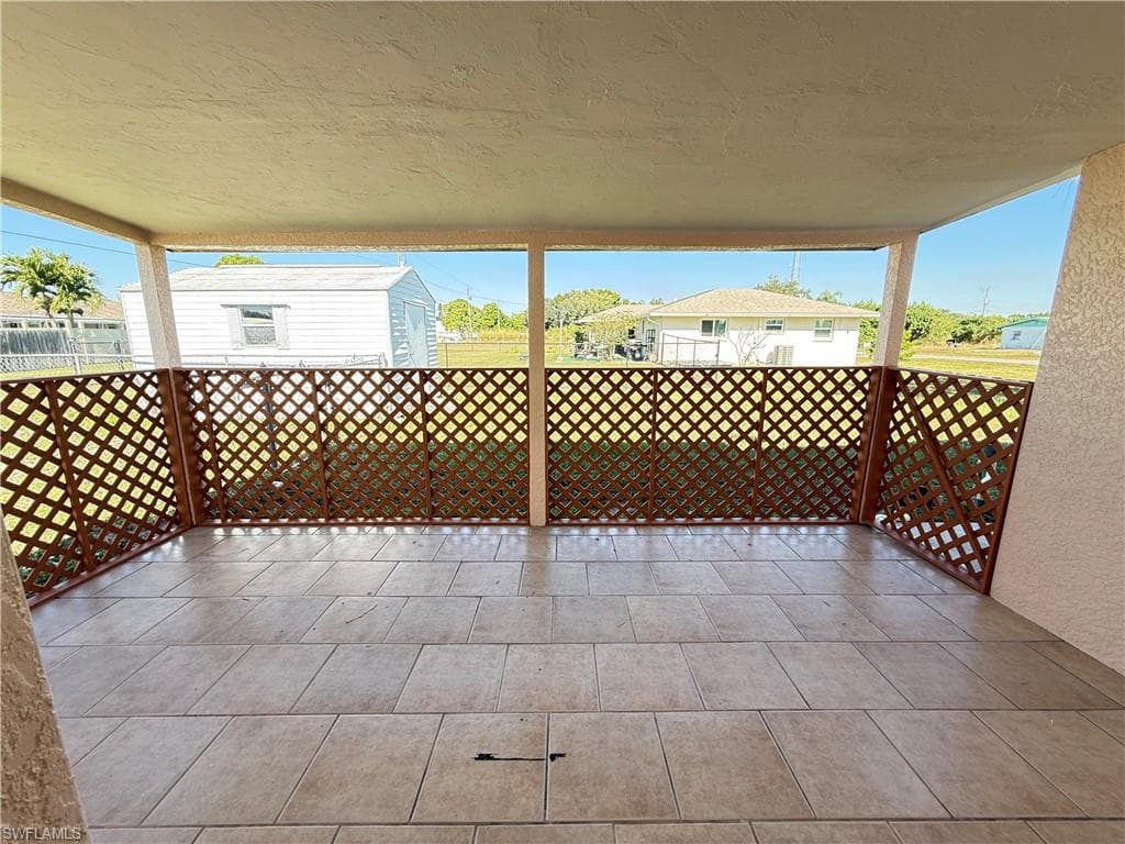 107 California RD, LEHIGH ACRES FL 33936-8