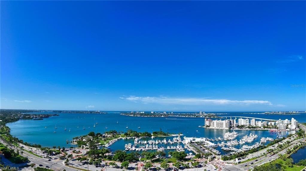65 S Palm AVE # 804, SARASOTA FL 34236-8