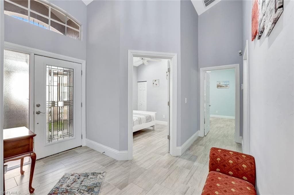 159 Lady Palm DR, NAPLES FL 34104-16