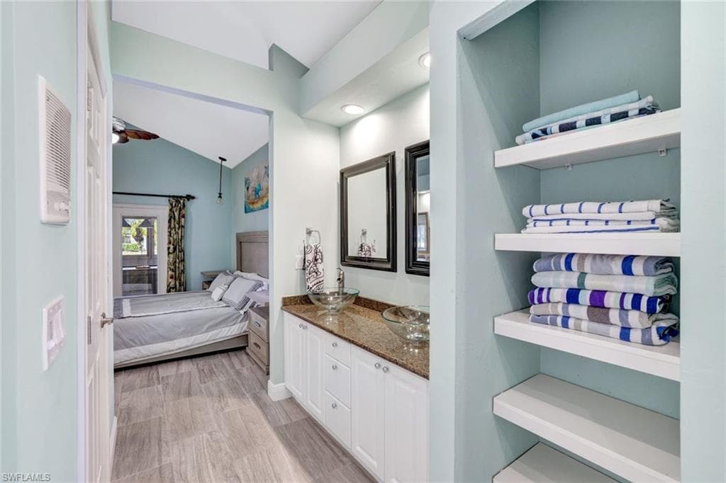 159 Lady Palm DR, NAPLES FL 34104-14