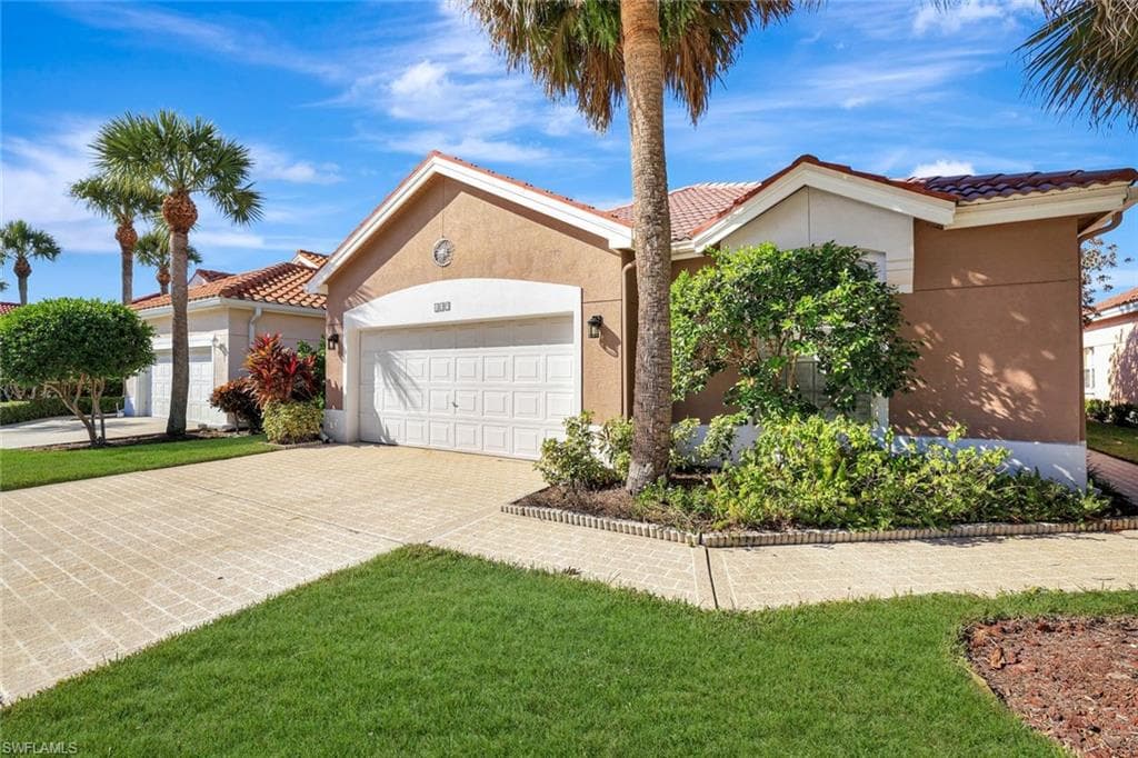 159 Lady Palm DR, NAPLES FL 34104-24