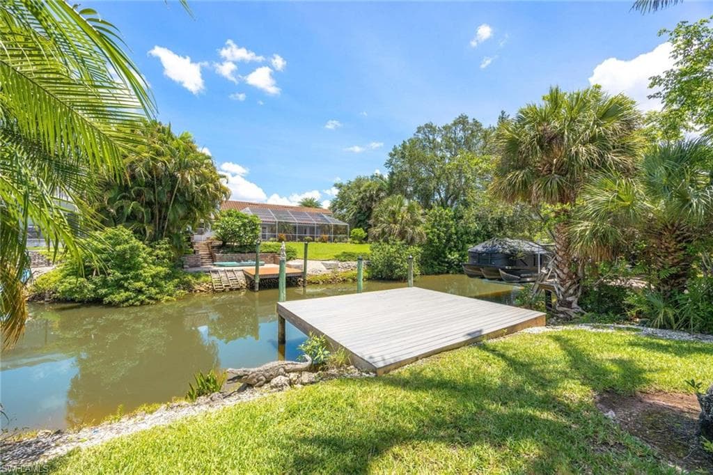 428 Sharwood DR, NAPLES FL 34110-33
