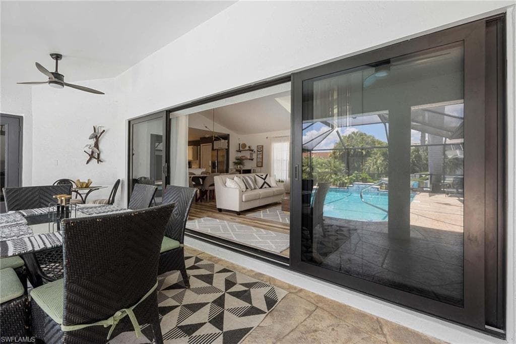 428 Sharwood DR, NAPLES FL 34110-24