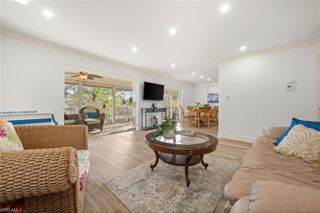 1549 Sandpiper ST # 80, NAPLES FL 34102-5