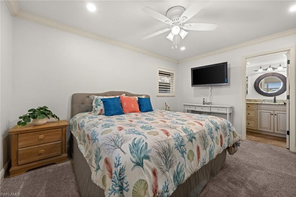 1549 Sandpiper ST # 80, NAPLES FL 34102-17