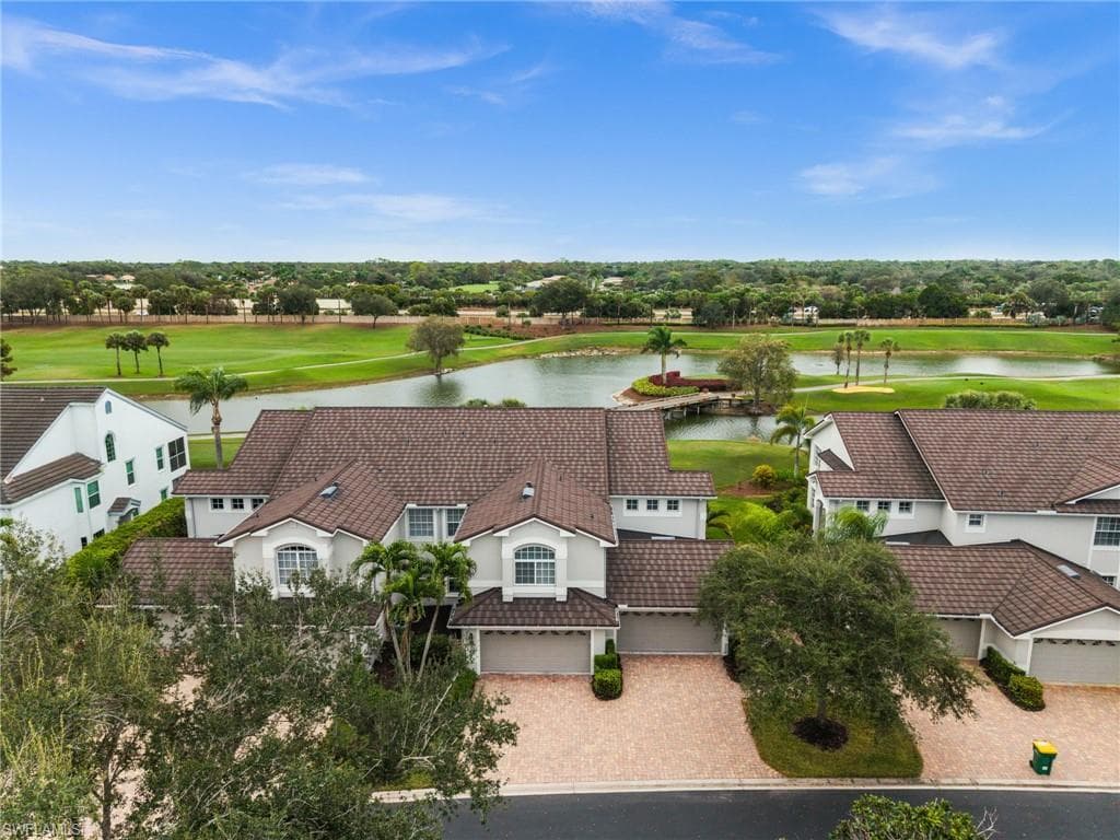 5930 Three Iron DR # 3202, NAPLES FL 34110-25