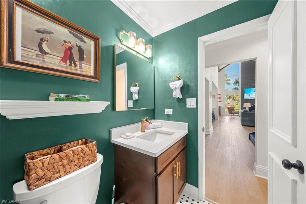 9127 Mockingbird DR, SANIBEL FL 33957-26