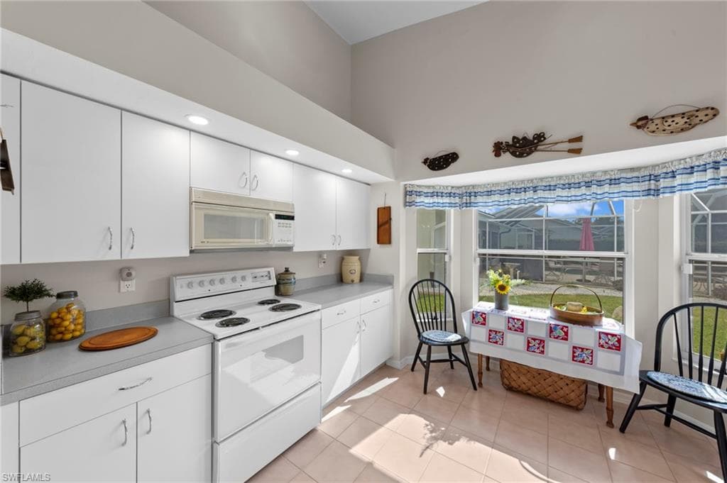 18040 Horseshoe Bay CIR, FORT MYERS FL 33967-10