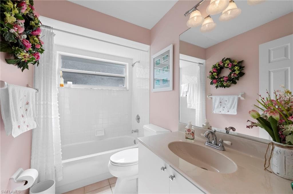 18040 Horseshoe Bay CIR, FORT MYERS FL 33967-20