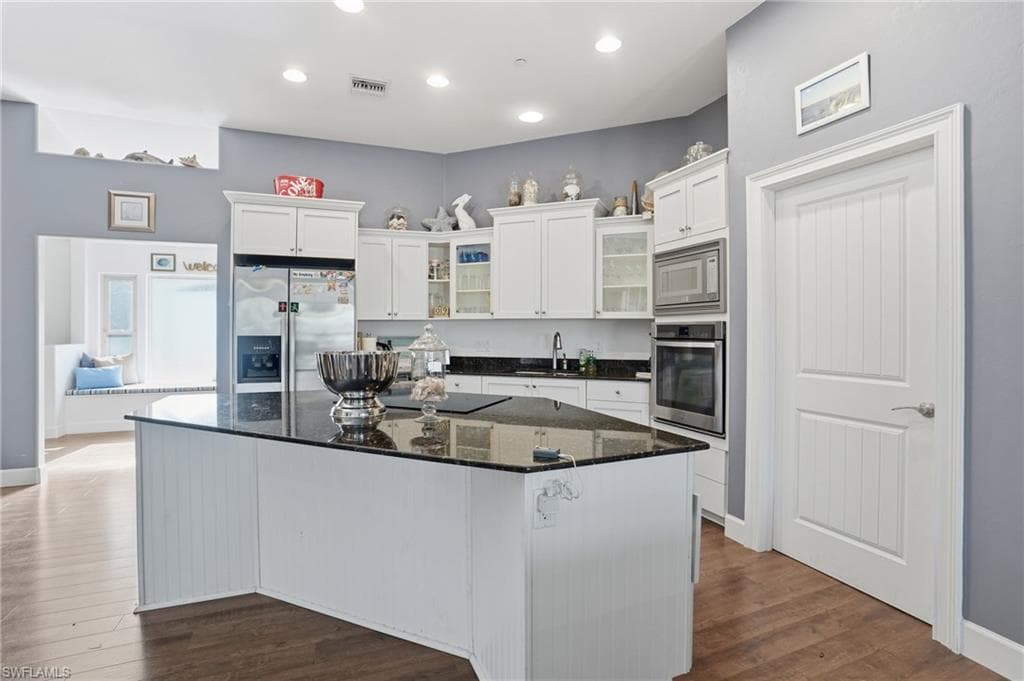 5561 Blyth CT, BOKEELIA FL 33922-12