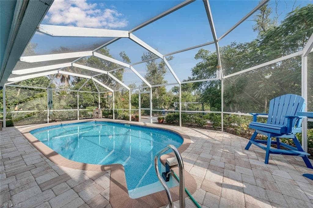 1076 Captains Walk ST, SANIBEL FL 33957-22