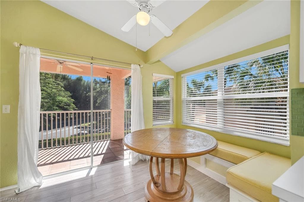 628 Woodshire LN # G12, NAPLES FL 34105-7
