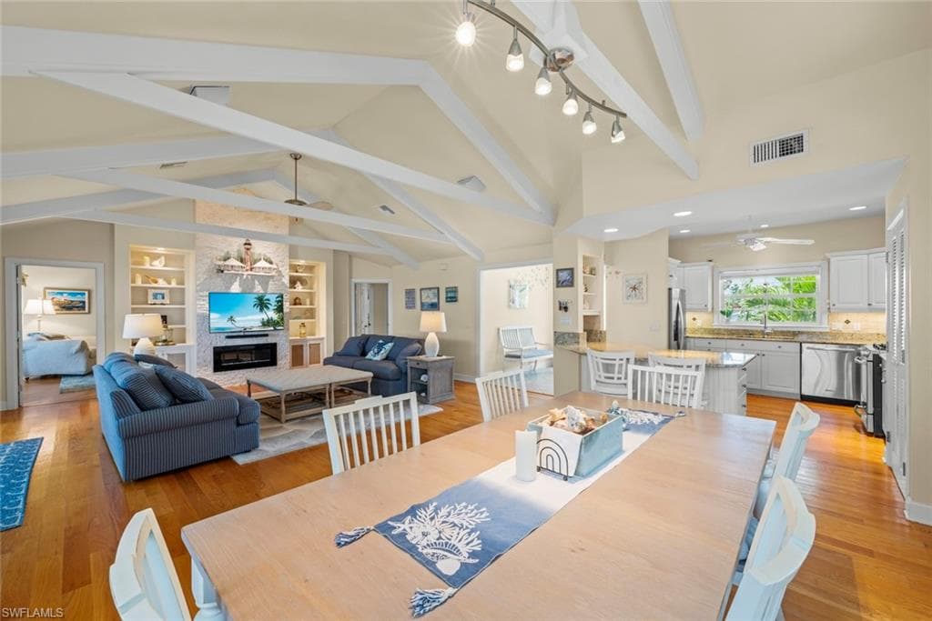 330 E Gulf DR, SANIBEL FL 33957-7