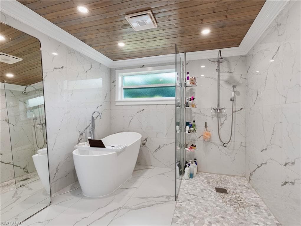 5812 Silvery LN, FORT MYERS FL 33919-22