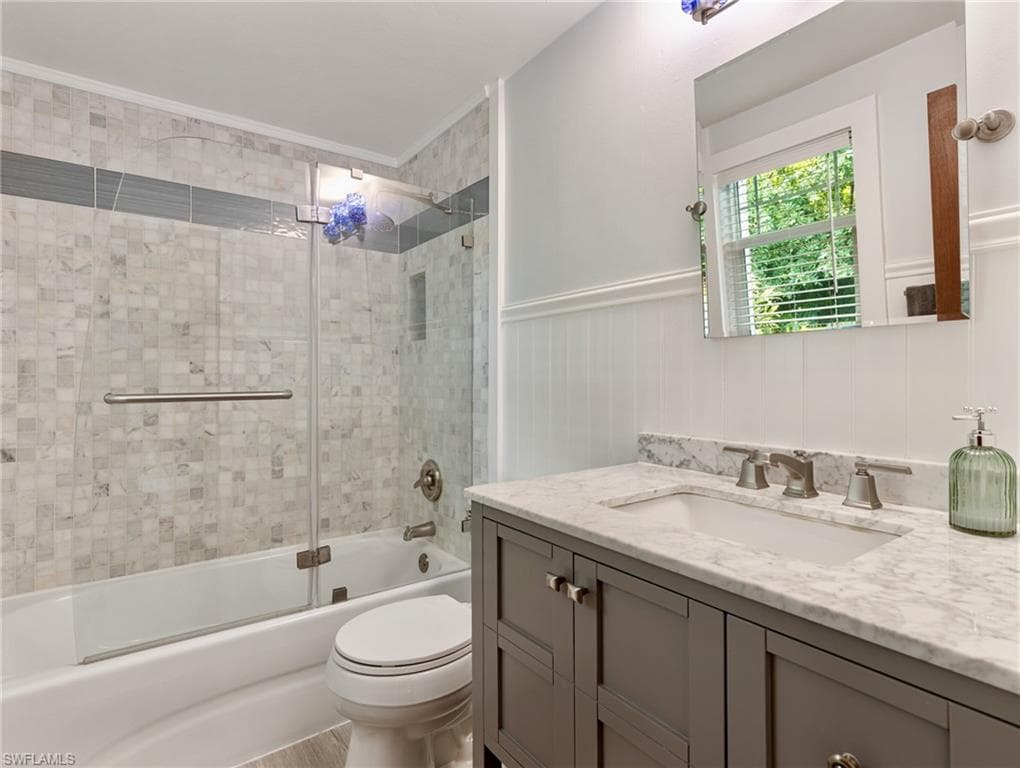 5812 Silvery LN, FORT MYERS FL 33919-26