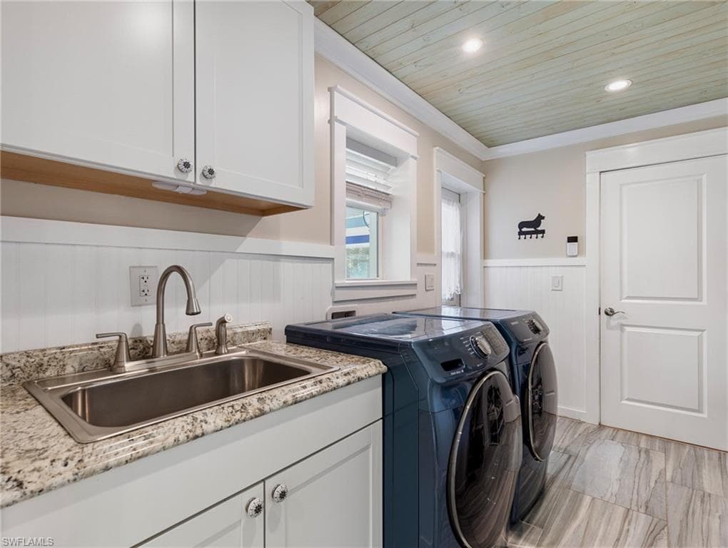 5812 Silvery LN, FORT MYERS FL 33919-16