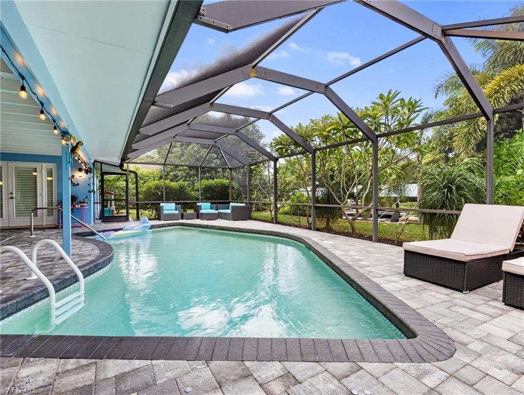 5812 Silvery LN, FORT MYERS FL 33919-31