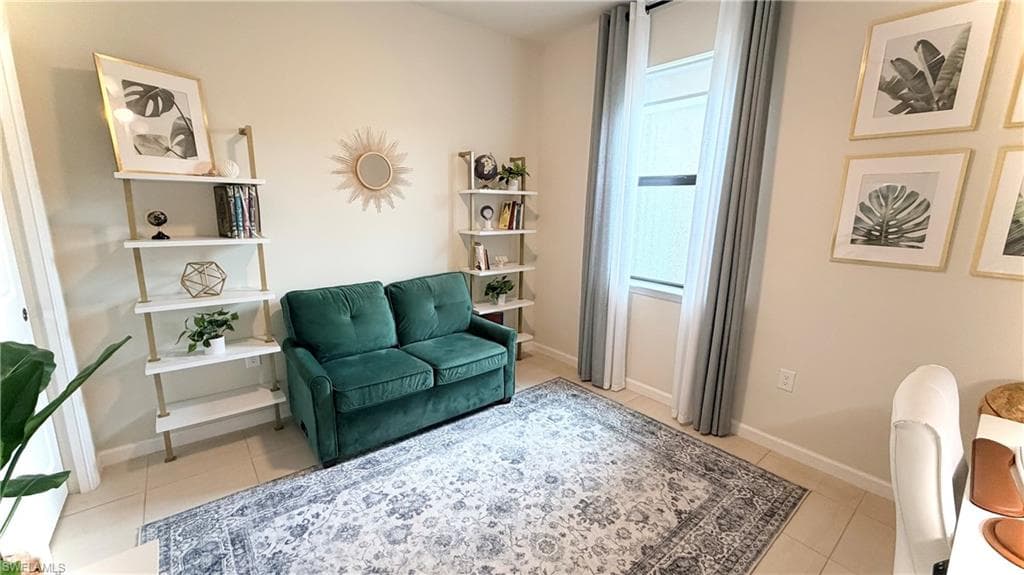 2085 Yellowfin CIR, NAPLES FL 34114-15