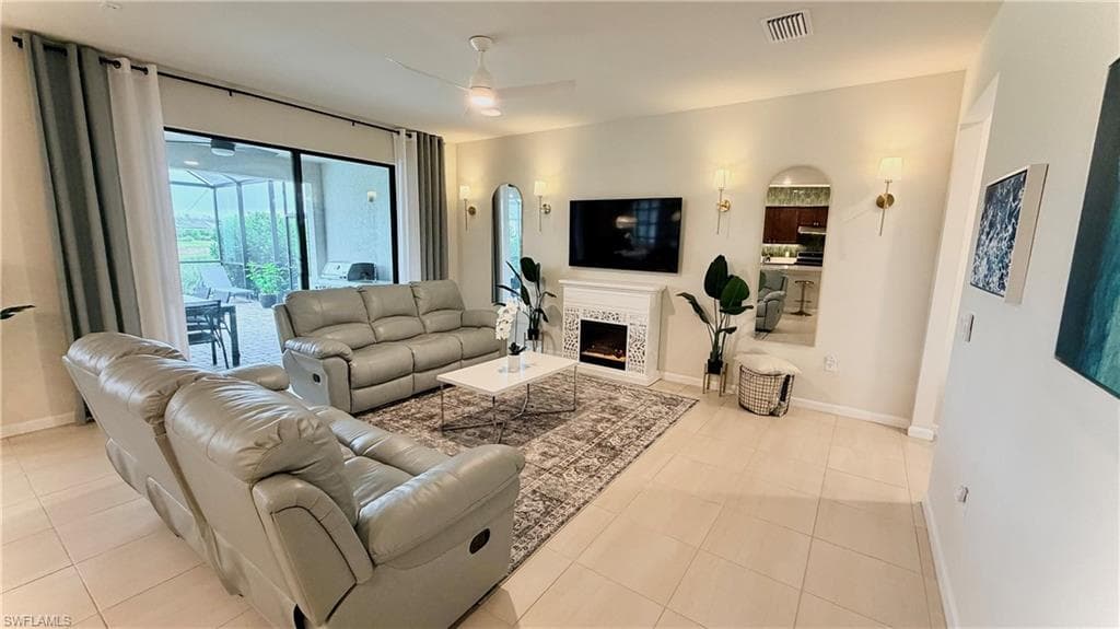2085 Yellowfin CIR, NAPLES FL 34114-14