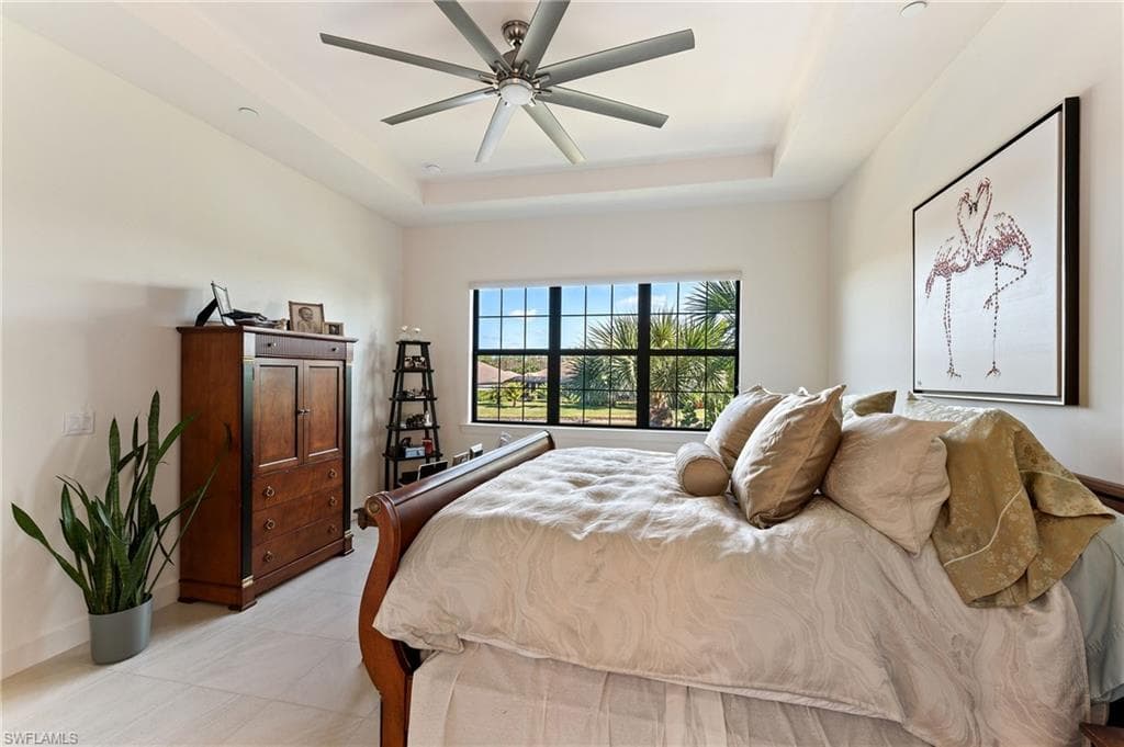 9653 Montelanico LOOP # 202, NAPLES FL 34119-15