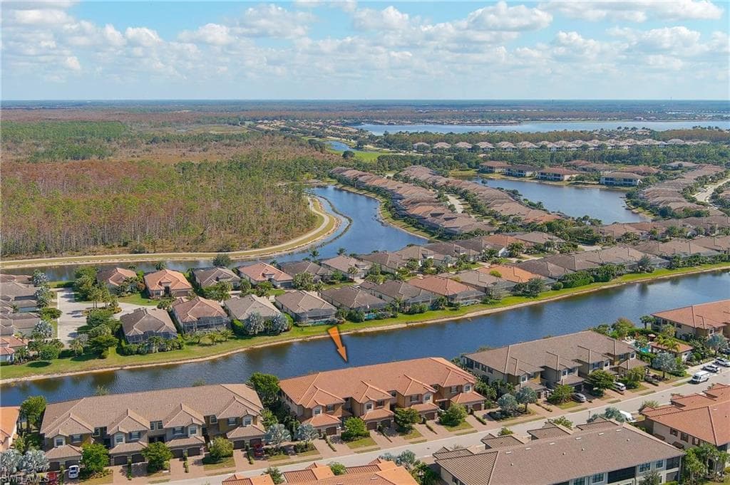 9653 Montelanico LOOP # 202, NAPLES FL 34119-31
