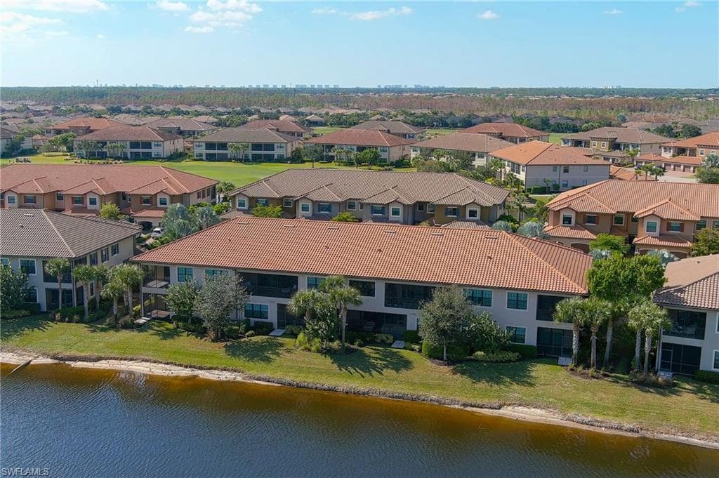 9653 Montelanico LOOP # 202, NAPLES FL 34119-29