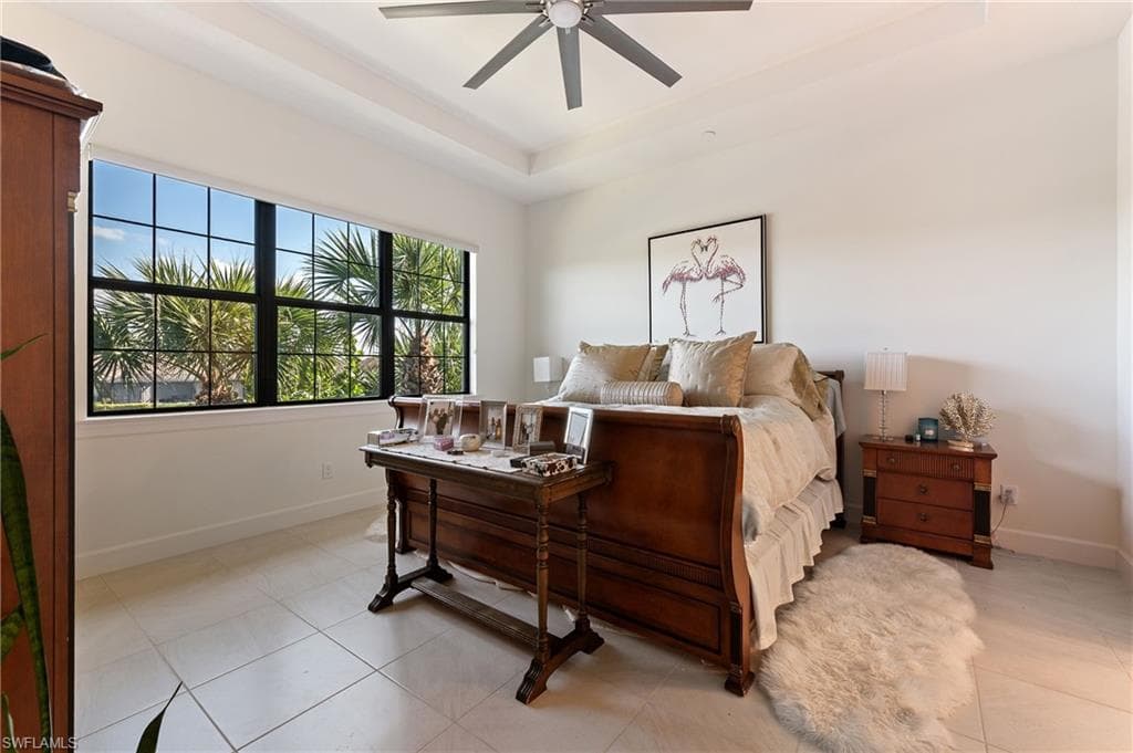9653 Montelanico LOOP # 202, NAPLES FL 34119-14