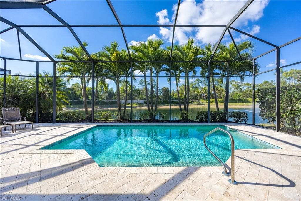14693 Reserve LN, NAPLES FL 34109-32