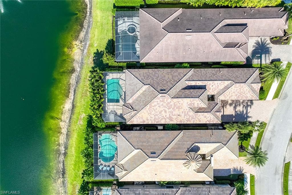 14693 Reserve LN, NAPLES FL 34109-39
