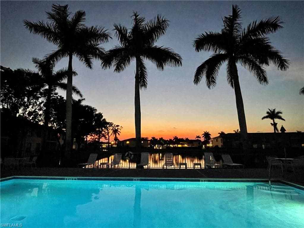 4360 Chantelle DR # G202, NAPLES FL 34112-26