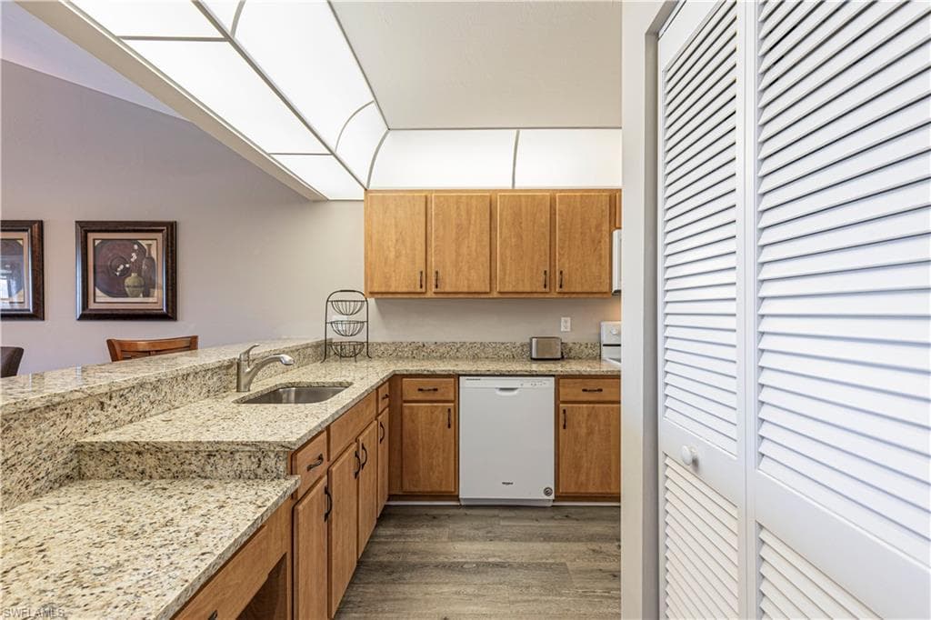 4360 Chantelle DR # G202, NAPLES FL 34112-9