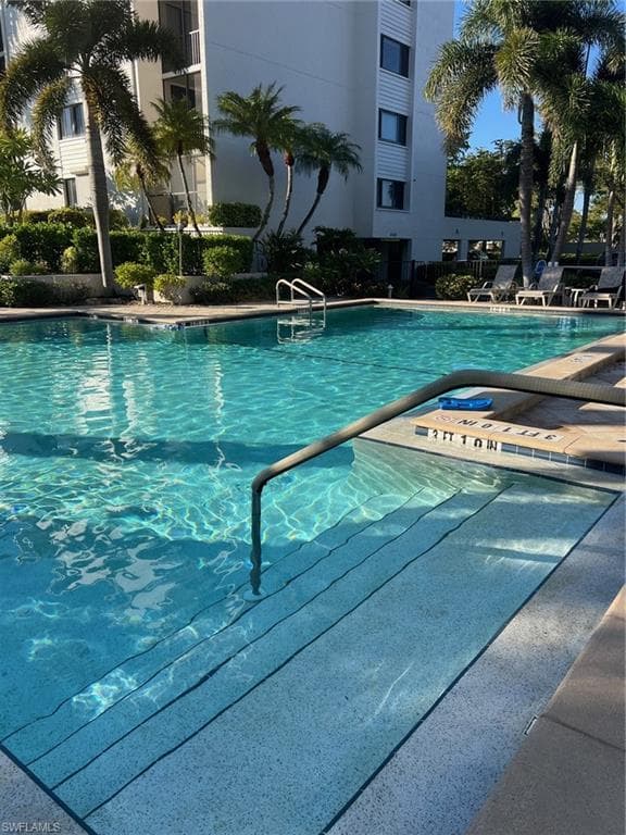 4100 Steamboat BEND E # 501, FORT MYERS FL 33919-20