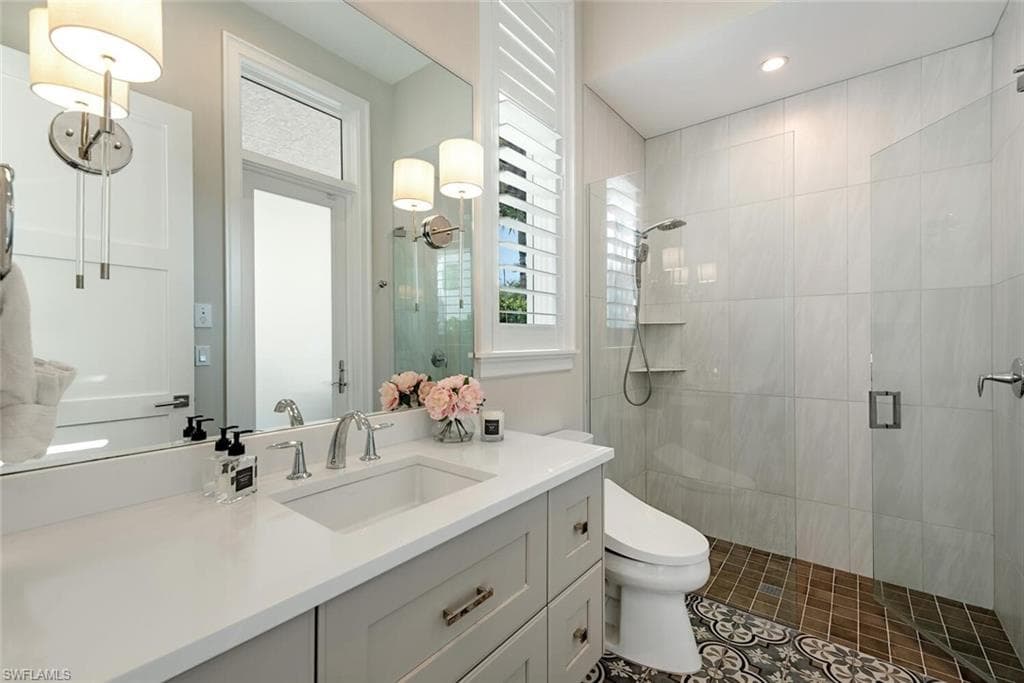 16715 ENCLAVE CIR, NAPLES FL 34110-21