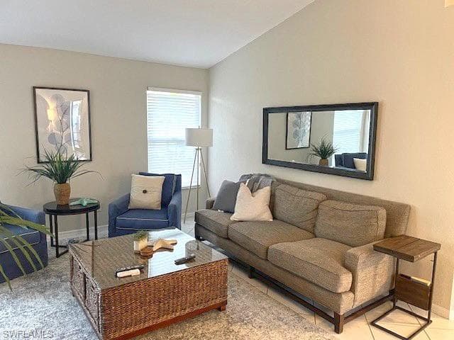 370 Emerald Bay CIR # N8, NAPLES FL 34110-8