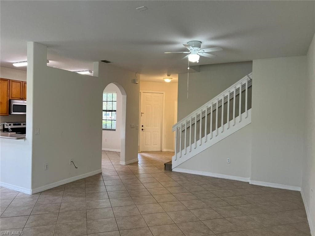 7515 Bristol CIR, NAPLES FL 34120-15