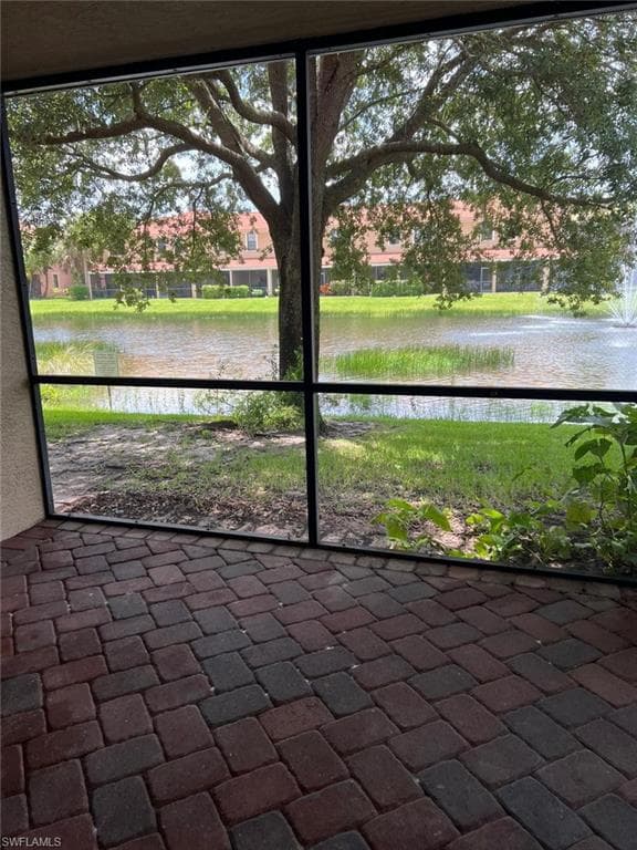 7515 Bristol CIR, NAPLES FL 34120-37