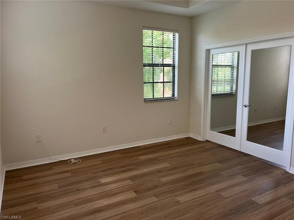 7515 Bristol CIR, NAPLES FL 34120-30