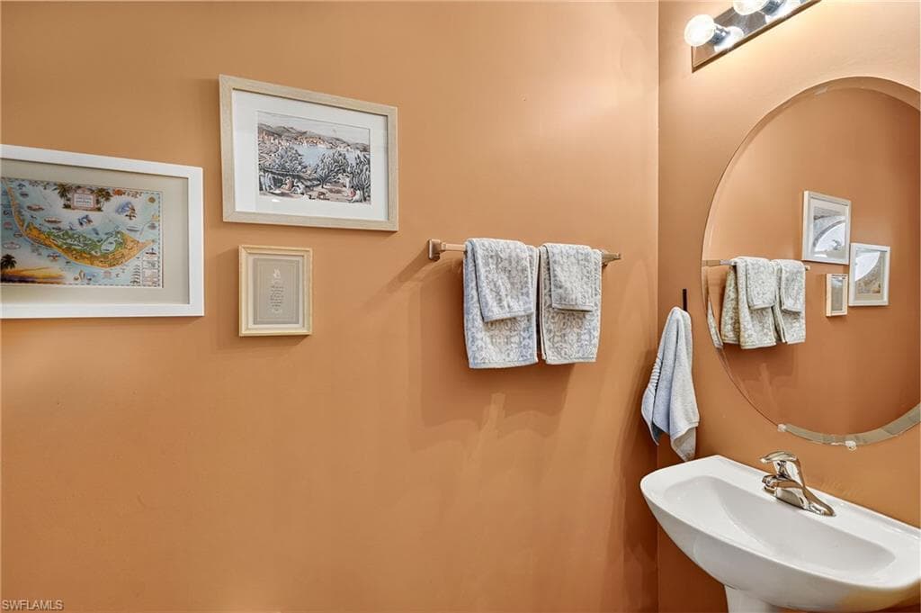 3355 Dandolo CIR, CAPE CORAL FL 33909-27