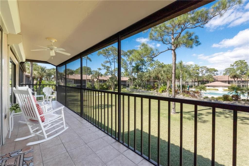 3243 Horse Carriage WAY # 108, NAPLES FL 34105-20