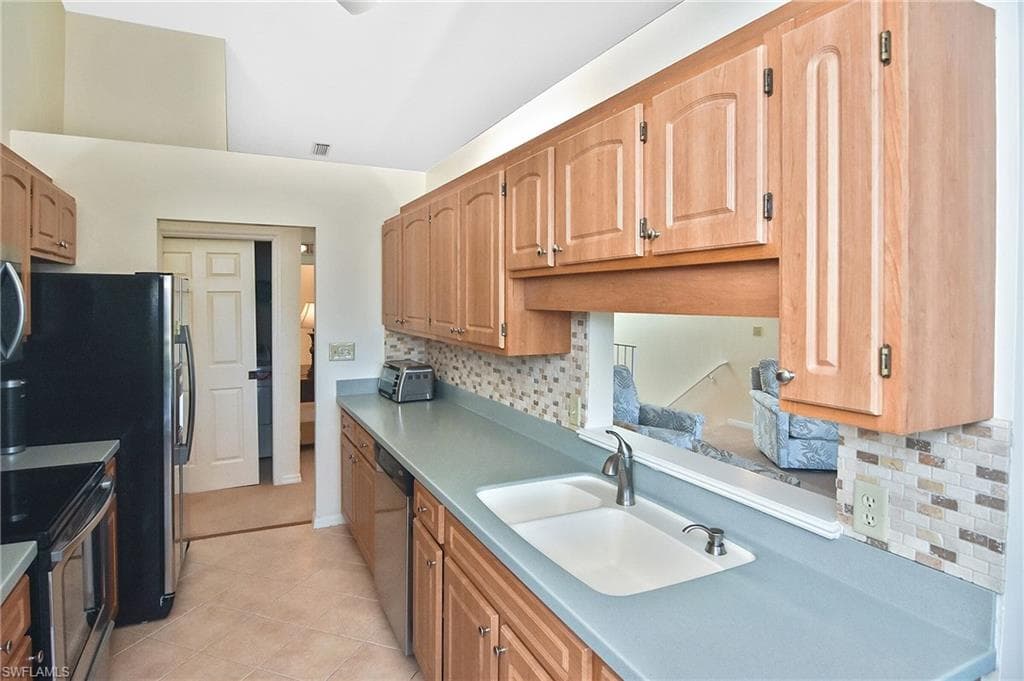 7121 Golden Eagle CT # 622, FORT MYERS FL 33912-13