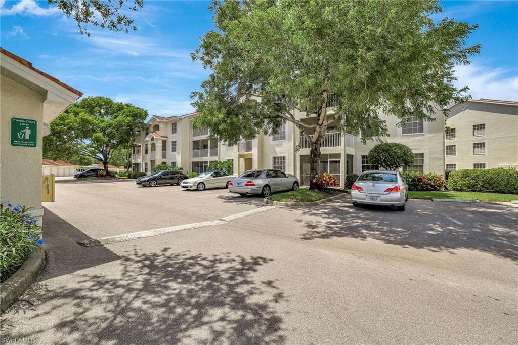 4670 Saint Croix LN # 632, NAPLES FL 34109-22