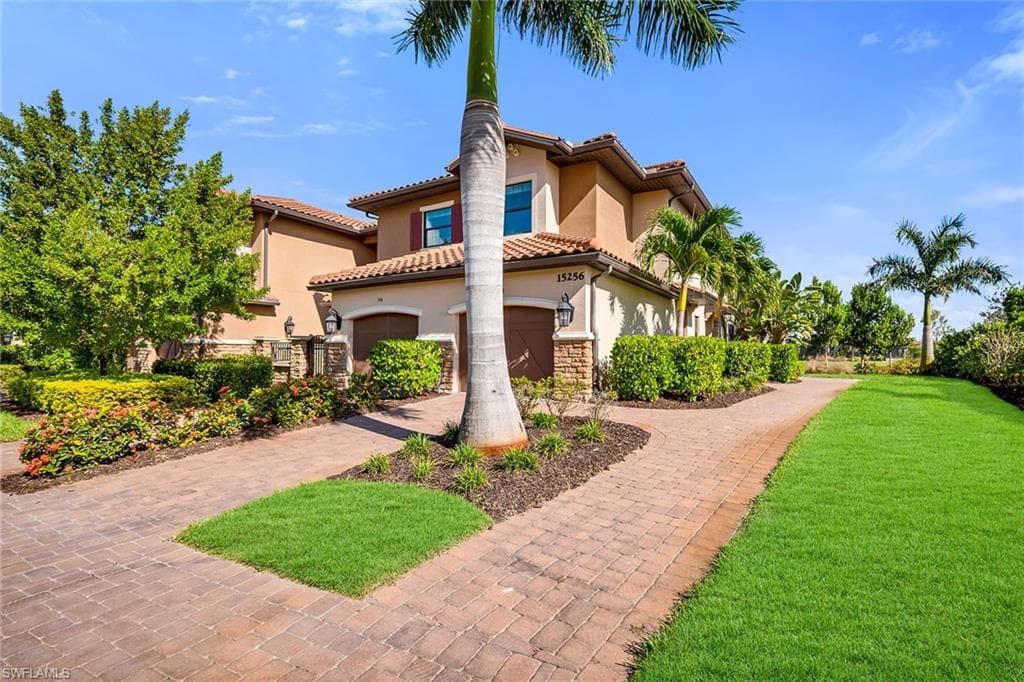 15256 Zeno WAY # 104, NAPLES FL 34114-34